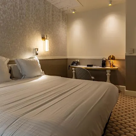 فندق Continental 4*