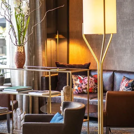 Grand Continental Hotel 4*